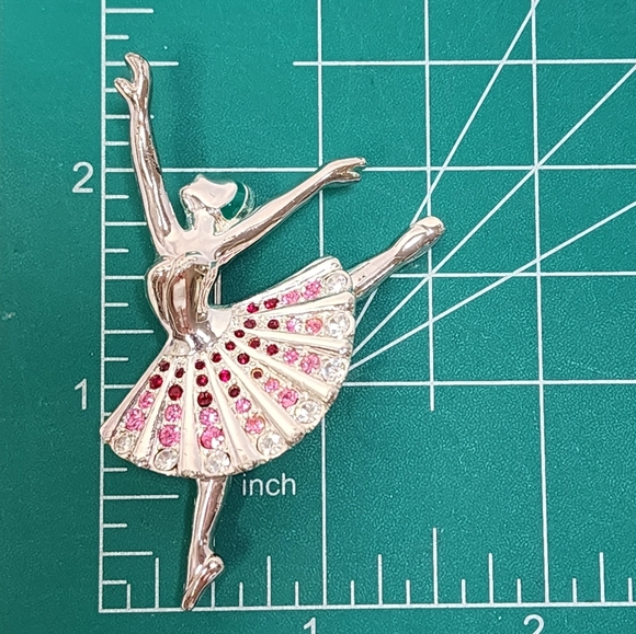 Monet Ballerina Silver with Pink and White Crystal Brooch - Picture 10 of 12